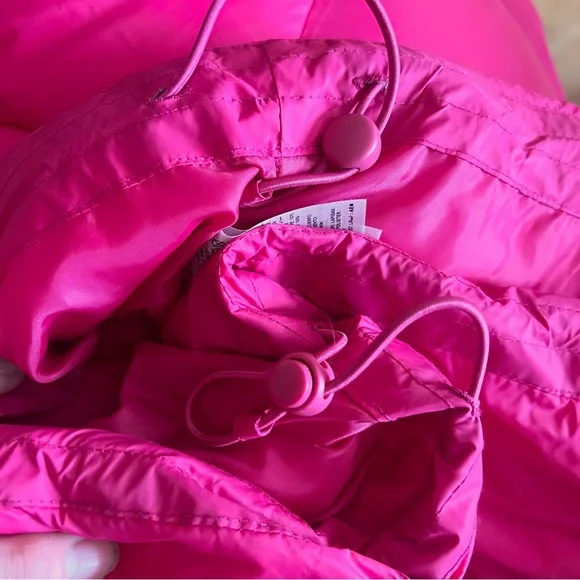 OLD NAVY PINK PUFFER VEST SIZE 2X - Picture 6 of 10